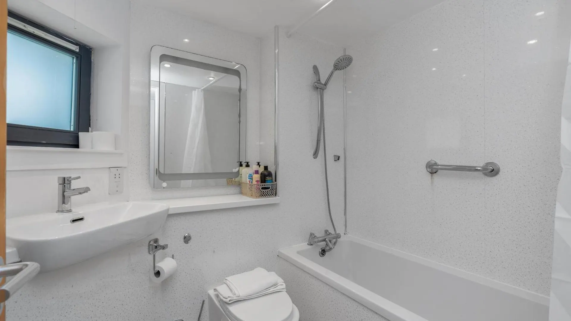 Apartment Ferienwohnung Gorgeous Old Town Hideaway Edinburgh